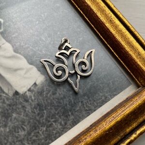 James Avery Retired Descending Dove Sterling Silver Charm